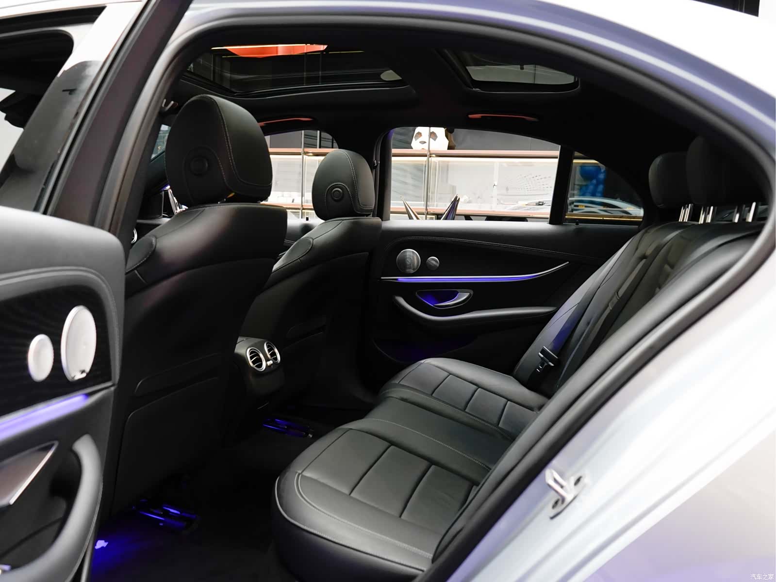 Mercedes-Benz E-Class, 2020 12