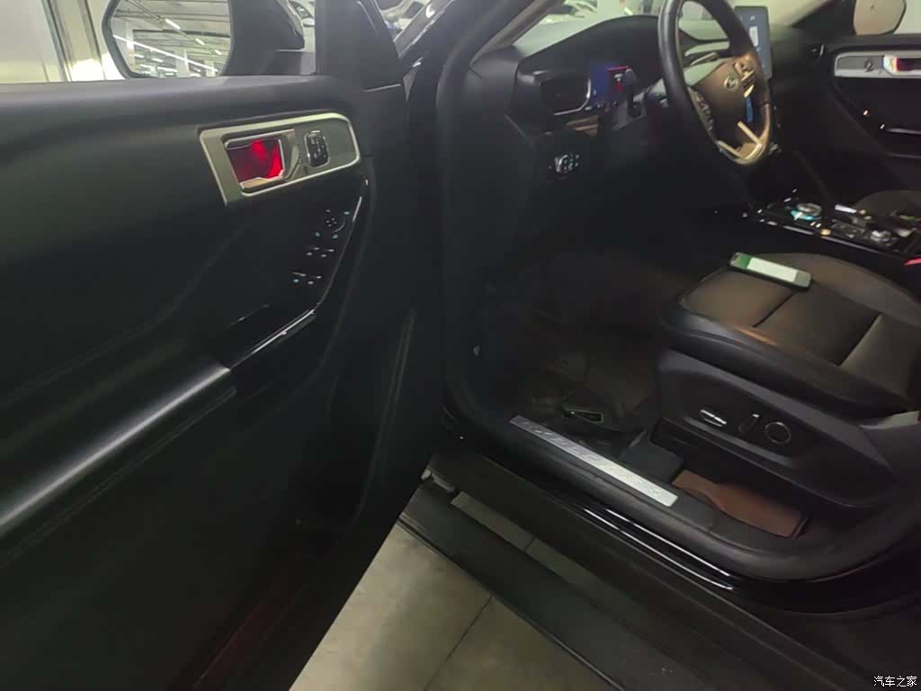 Ford Explorer, 2021 16