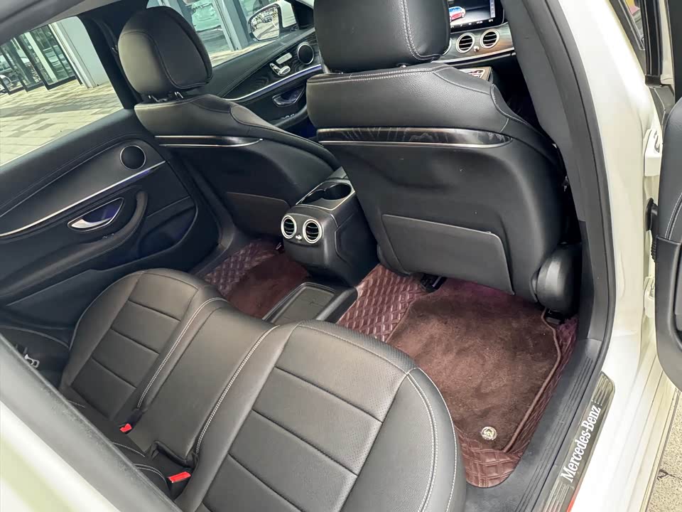 Mercedes-Benz E-class Mercedes-Benz E-class
