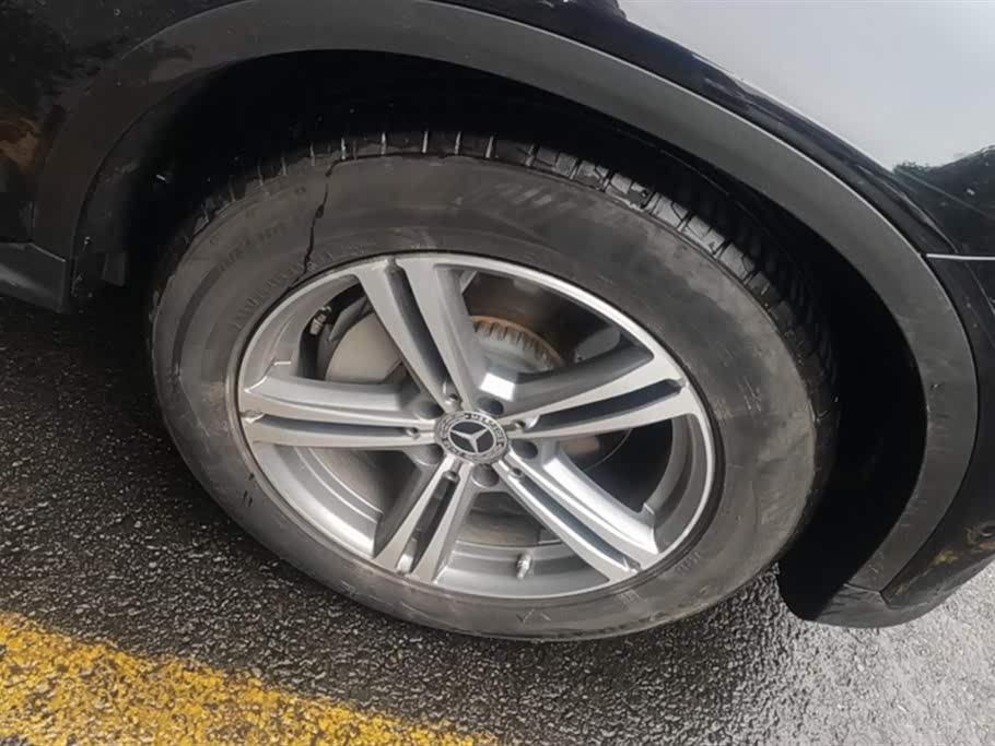 Mercedes-Benz GLC Mercedes-Benz GLC