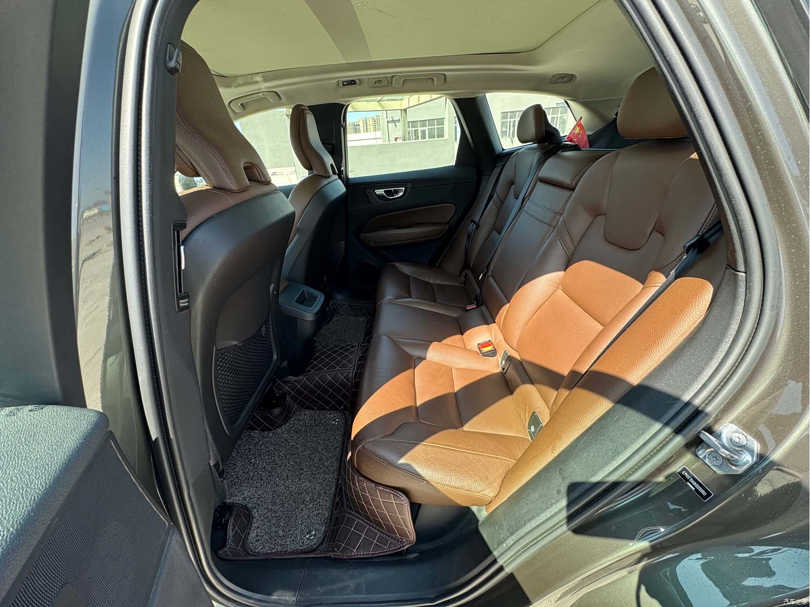 Volvo XC60, 2018 13