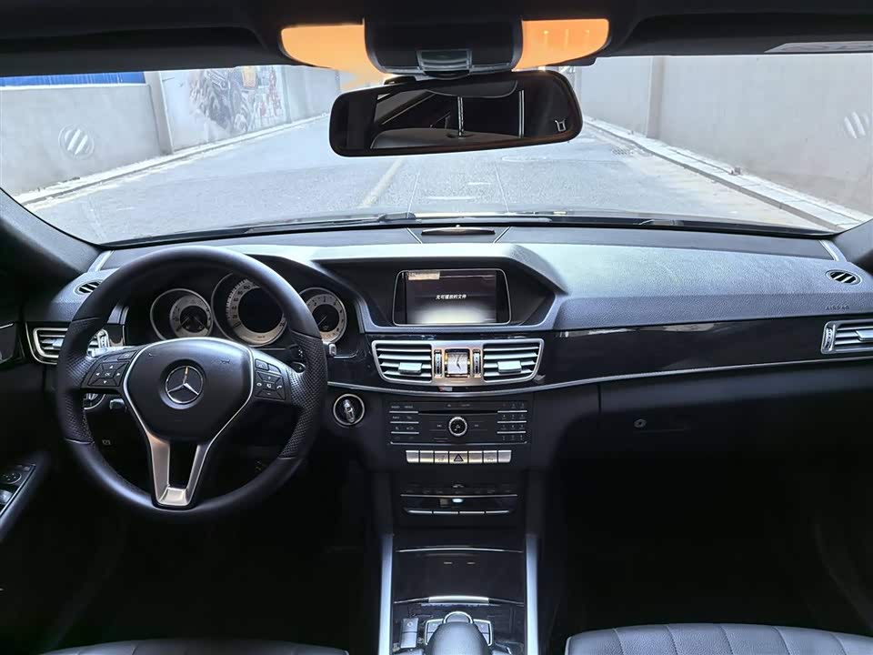 Mercedes-Benz E-class Mercedes-Benz E-class