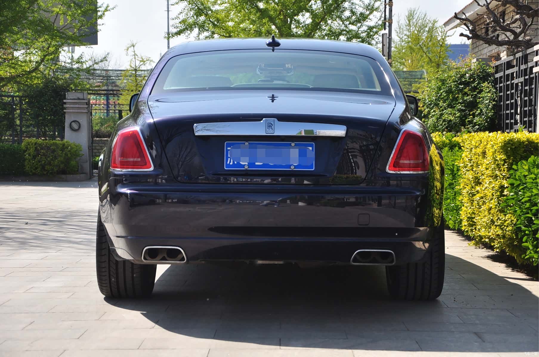 Rolls-Royce Ghost, 2013 4