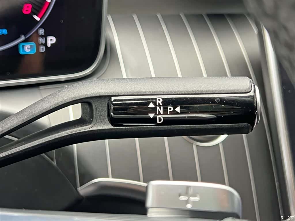 Mercedes-Benz C-Class, 2023 19