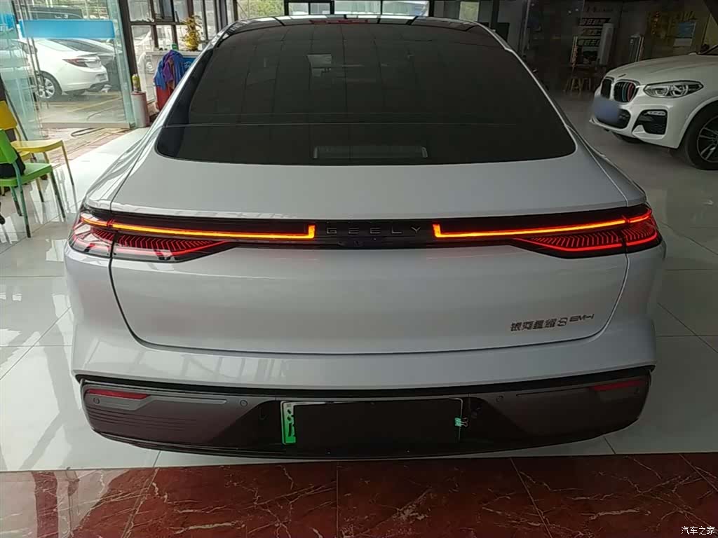 Geely 8, 2025 6