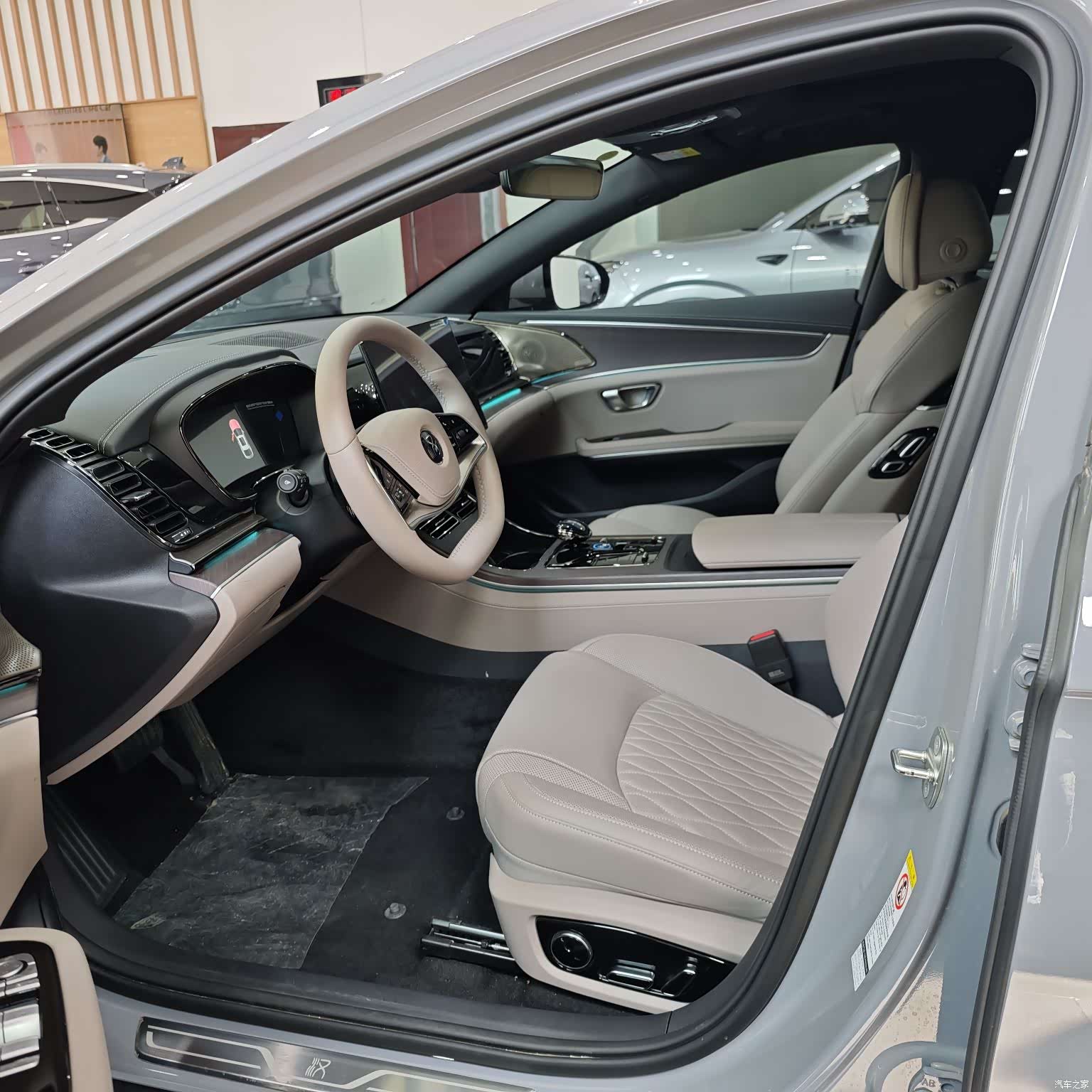BYD Han, 2025 25