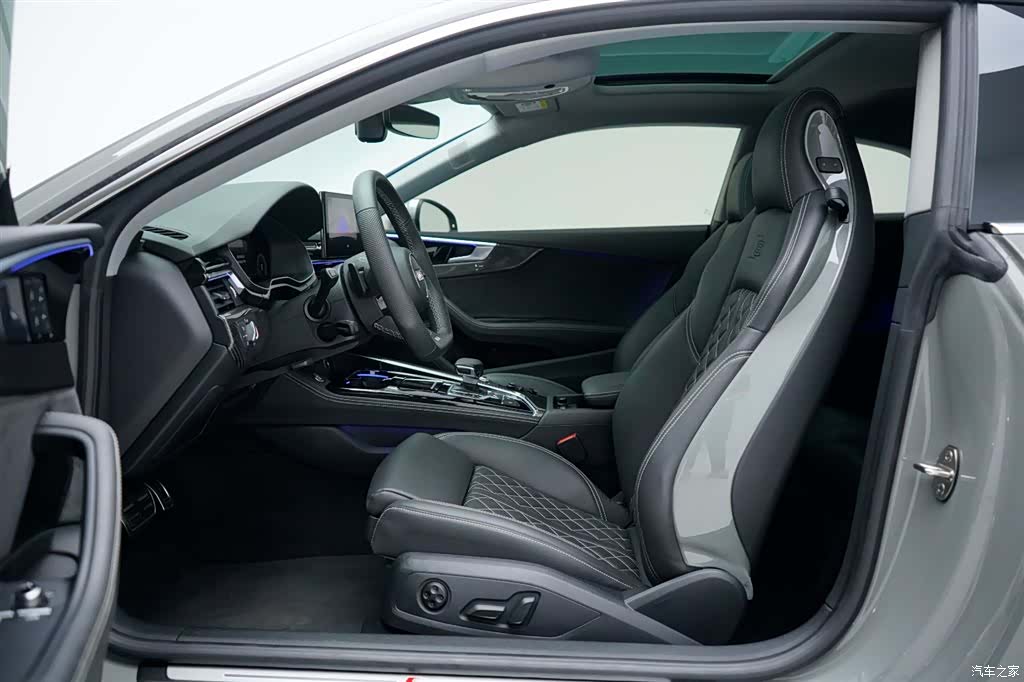 Audi A5, 2021 3