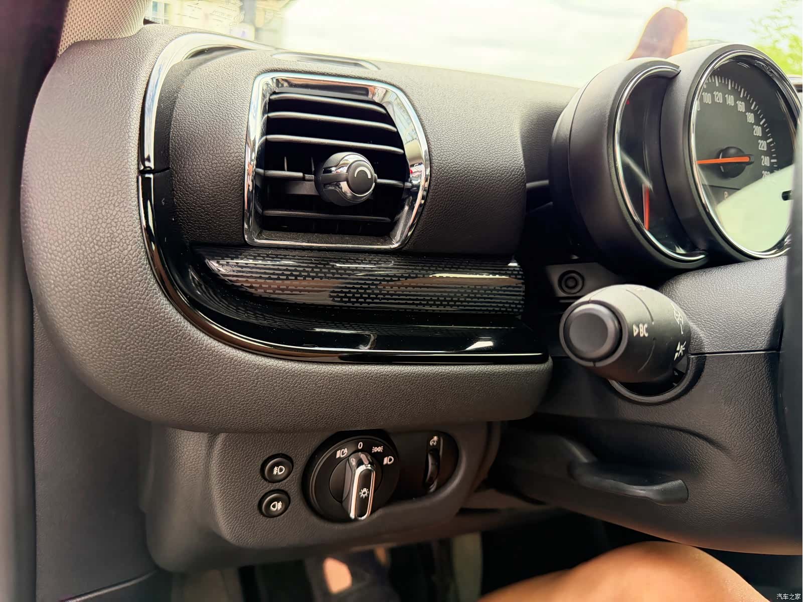 Mini Clubman, 2016 16