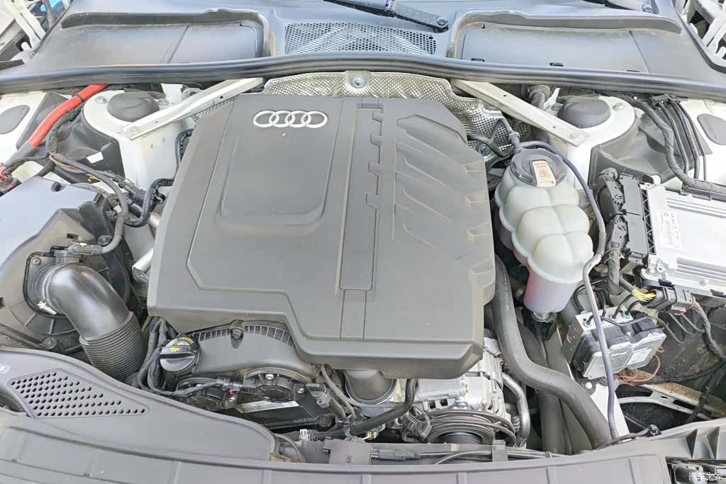 Audi A4L, 2023 10