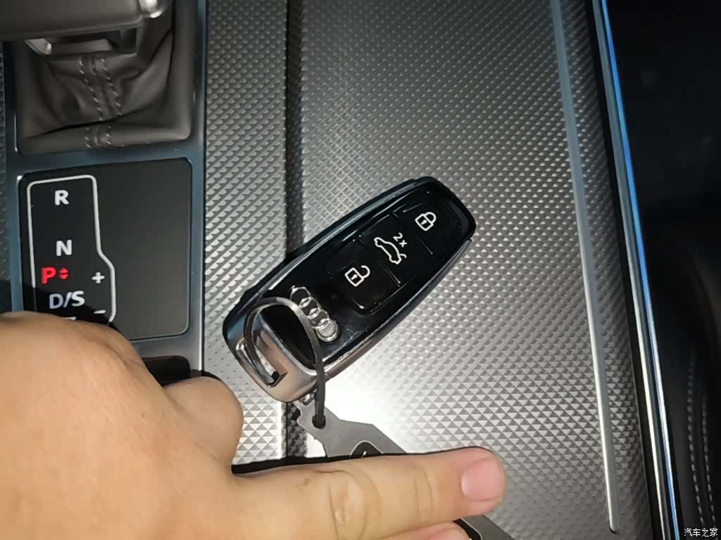 Audi A6L, 2026 9