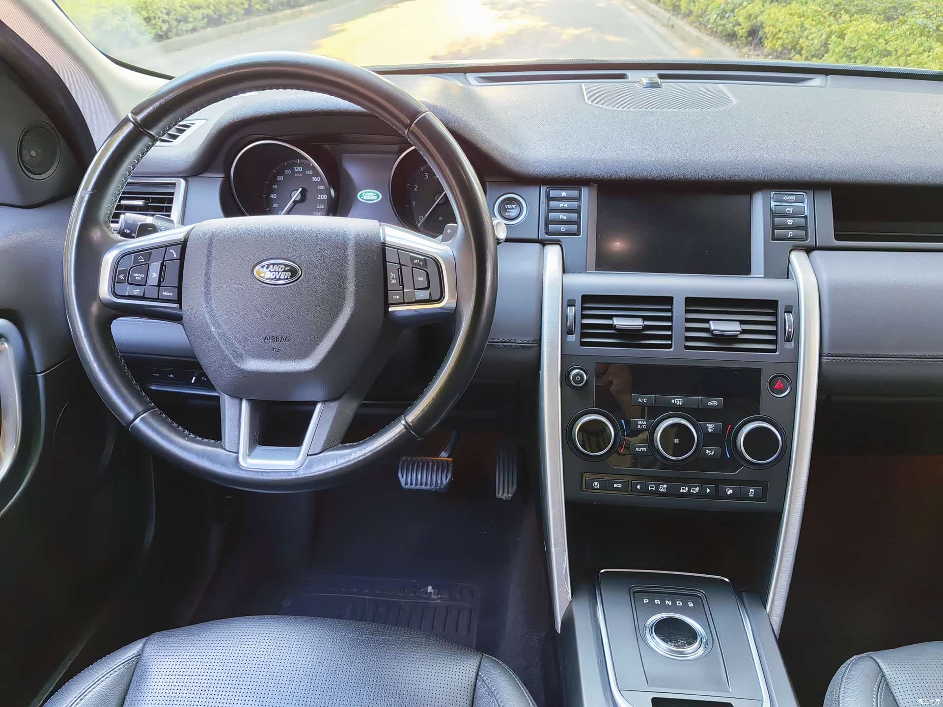 Land Rover Discovery, 2019 8