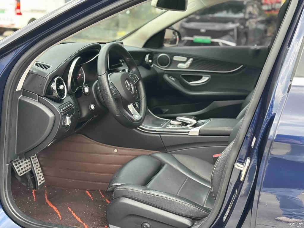 Mercedes-Benz C-Class, 2018 4