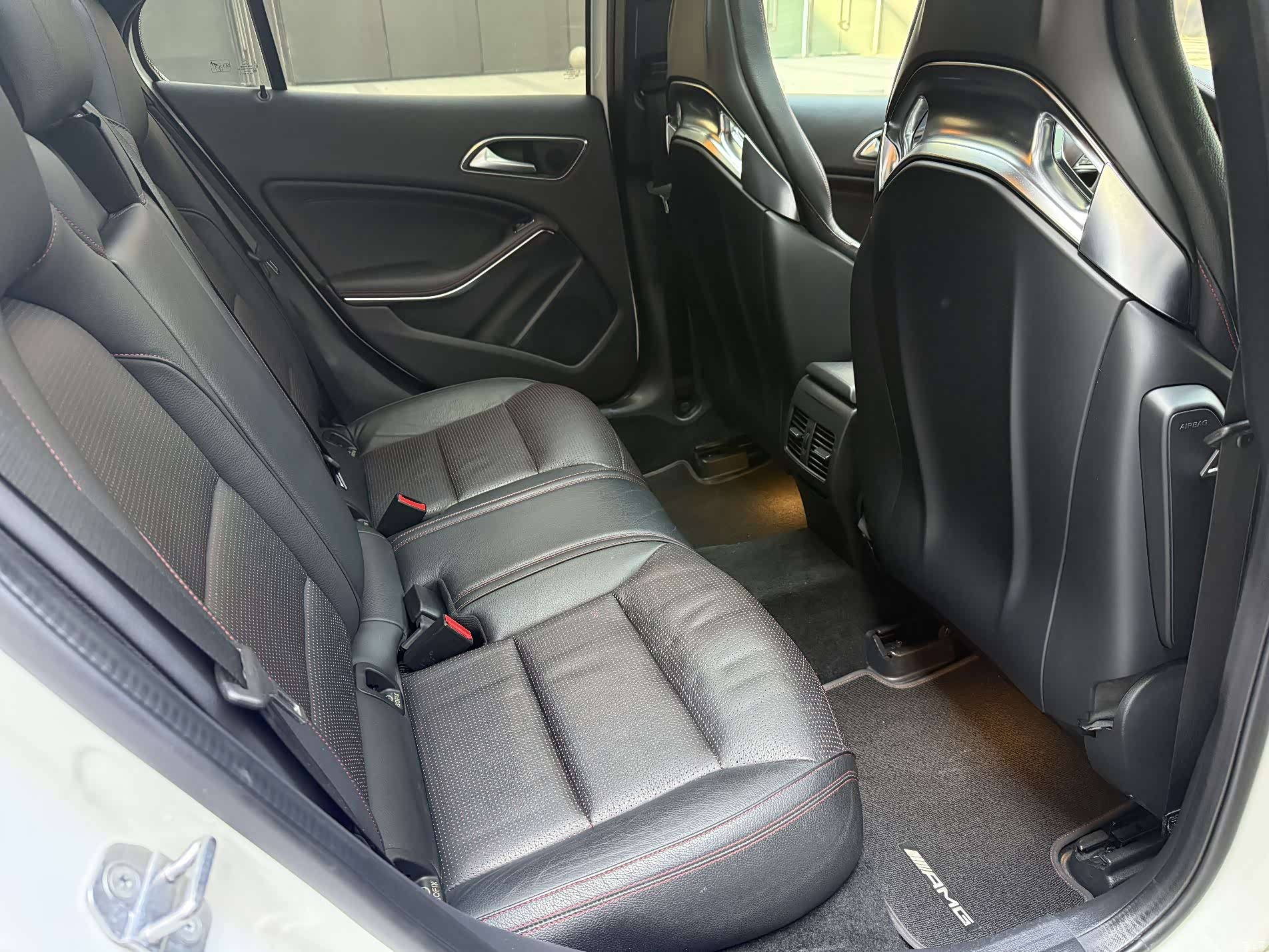 Mercedes-Benz GLA, 2019 23