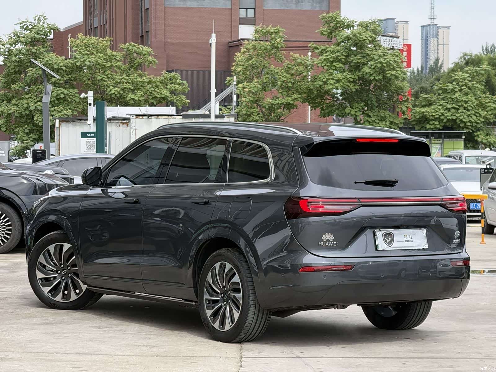 AITO M7, 2024 4