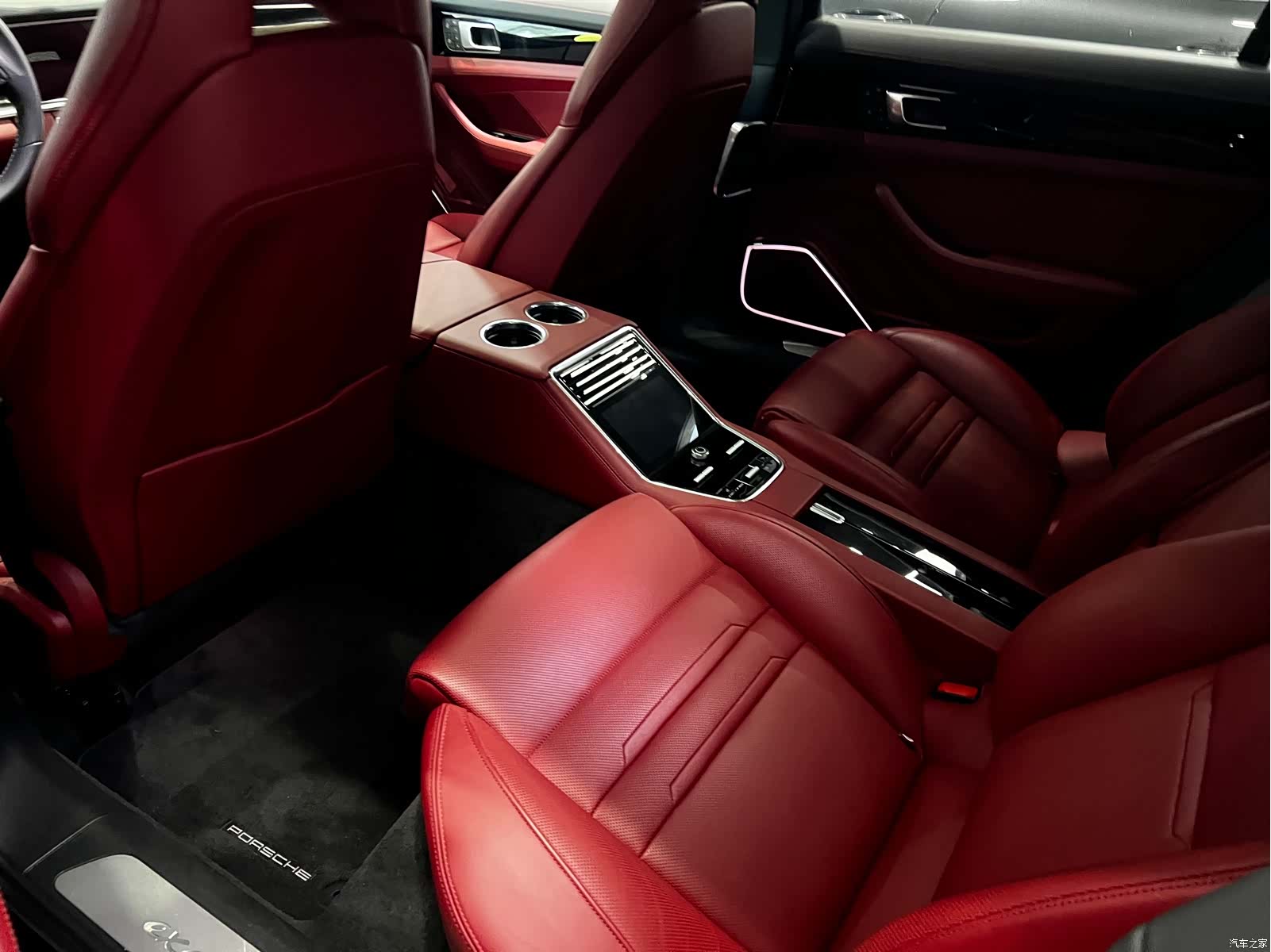 Porsche Panamera, 2022 16