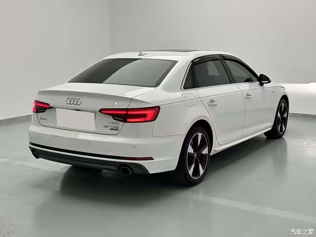 Audi A4L, 2017 все фото