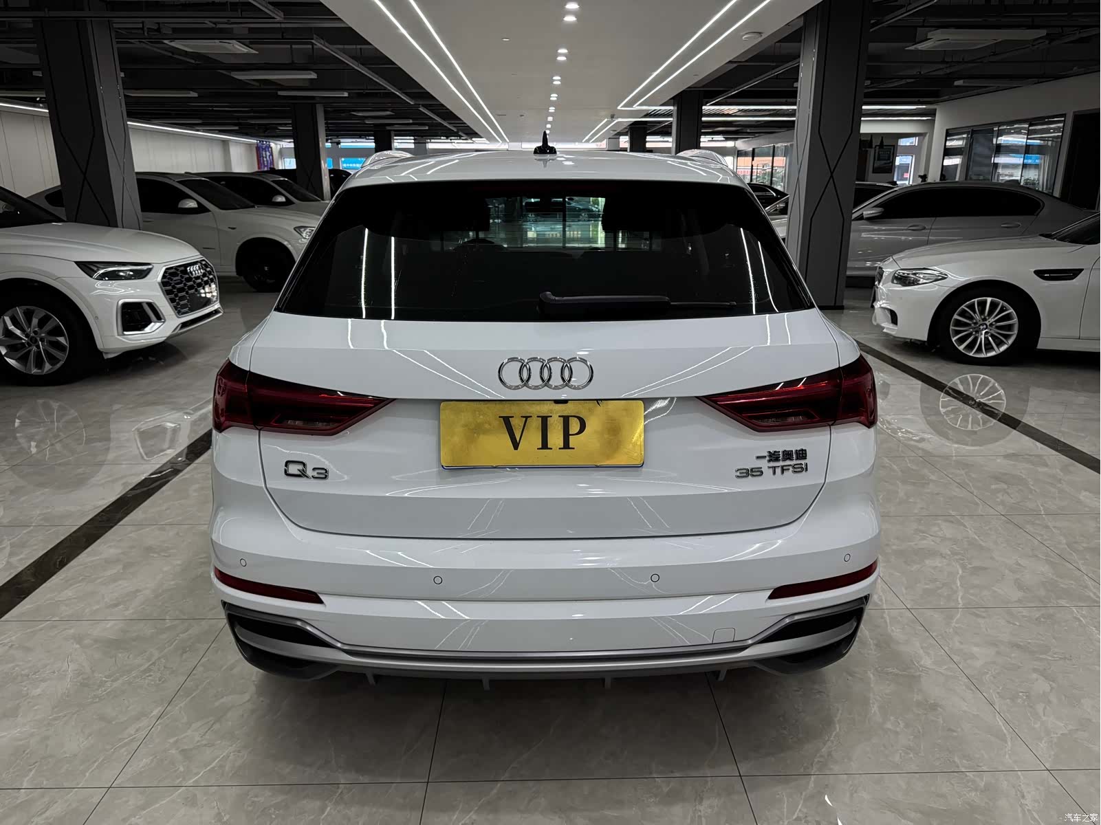 Audi Q3, 2022 все фото