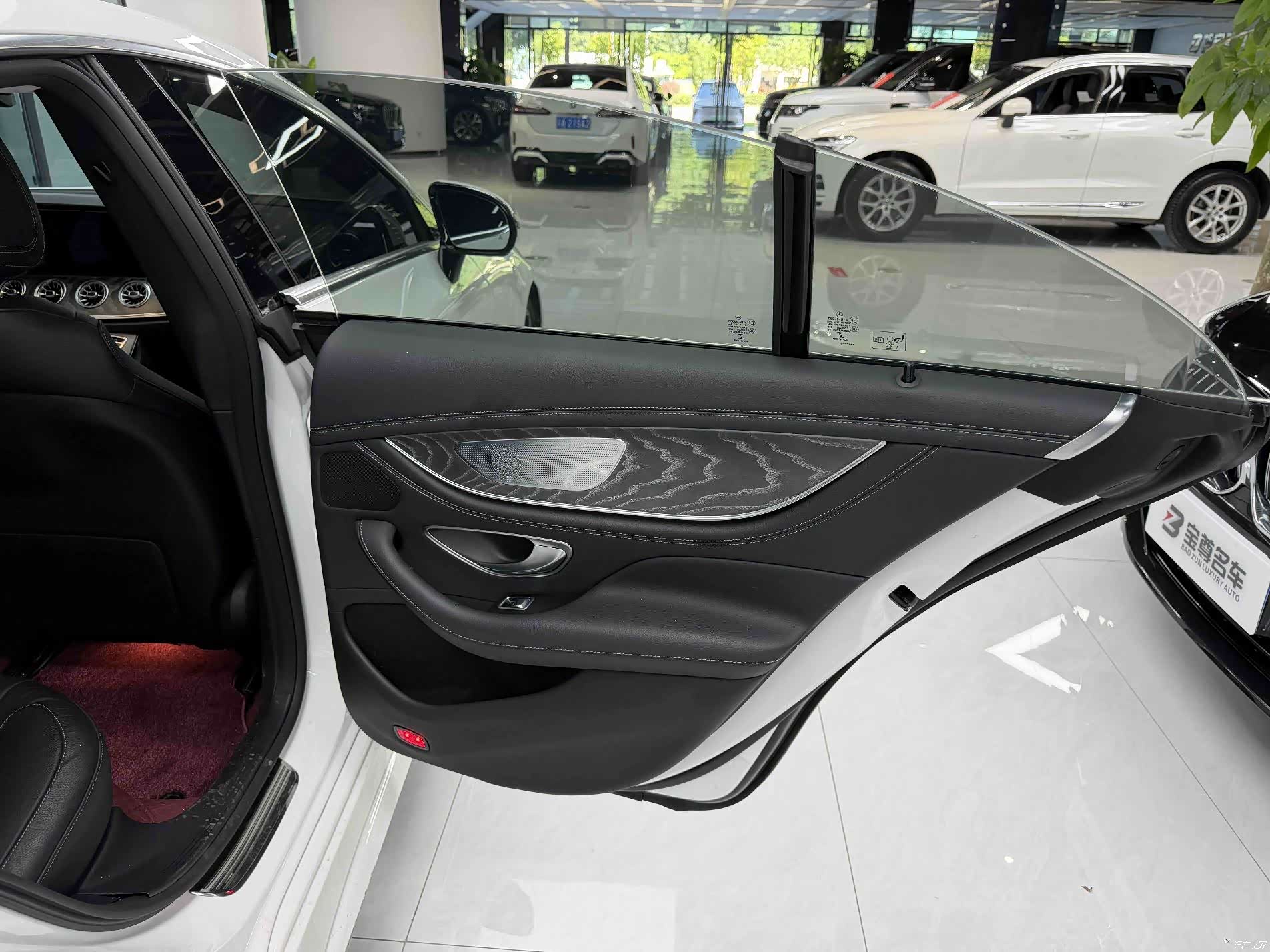 Mercedes-Benz CLS, 2022 14