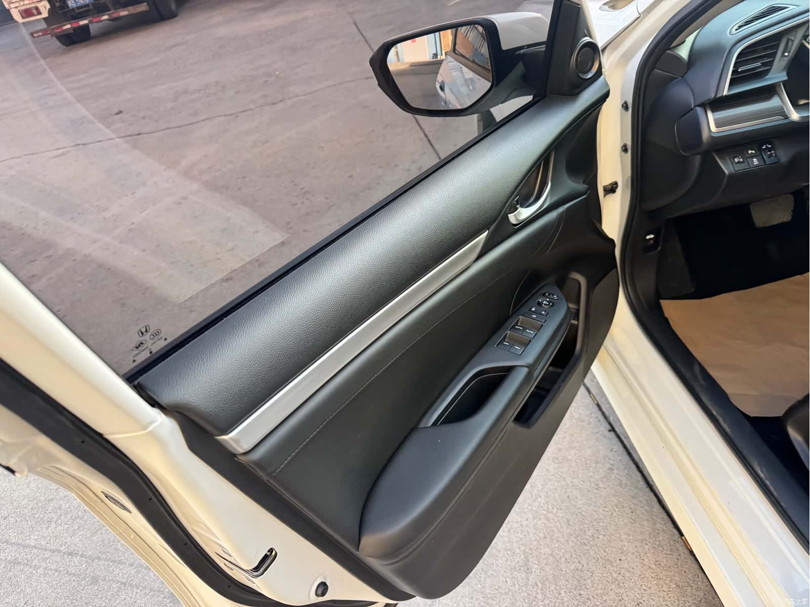 Honda Civic, 2021 все фото