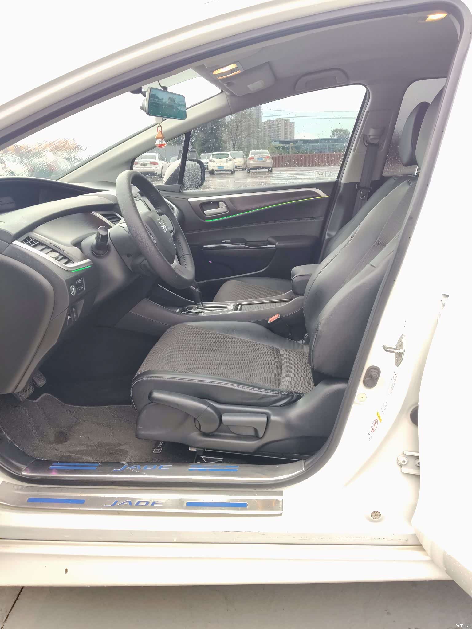 Honda Jade, 2014 7