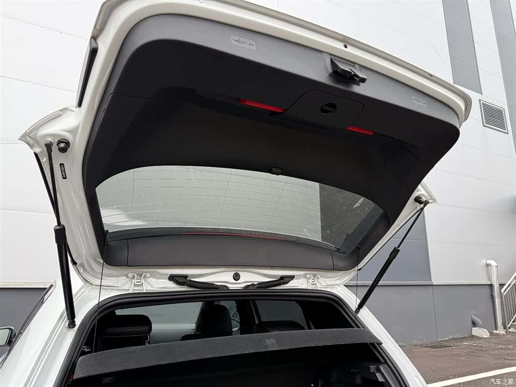 Volkswagen Golf, 2016 33