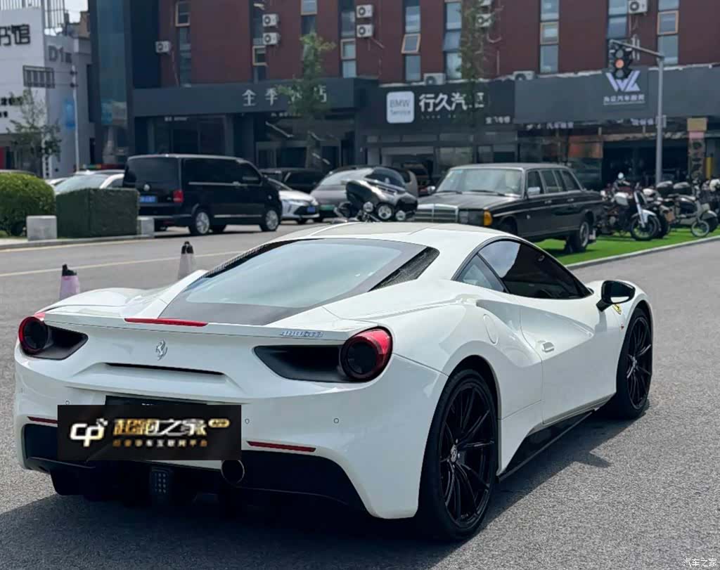 Ferrari 488, 2017 2