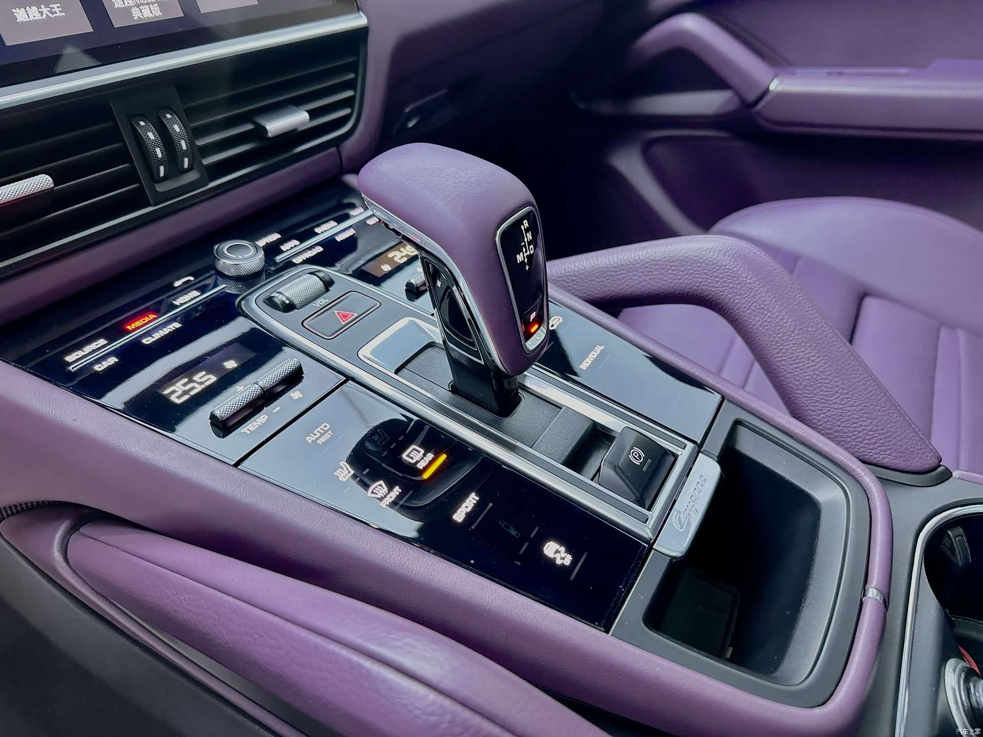 Porsche Cayenne, 2020 все фото