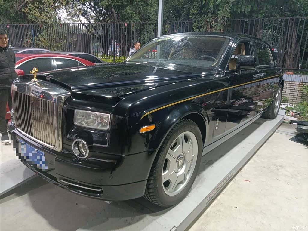 Rolls-Royce Phantom, 2010 1