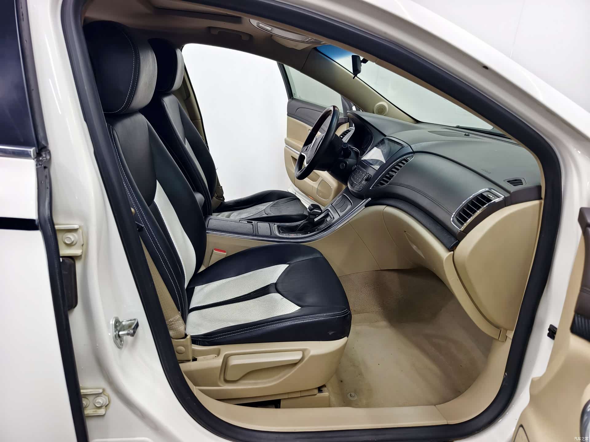 Roewe 950, 2013 14