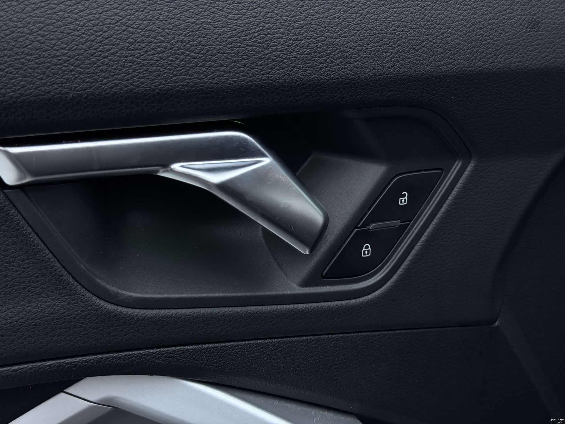 Audi Q3, 2021 19