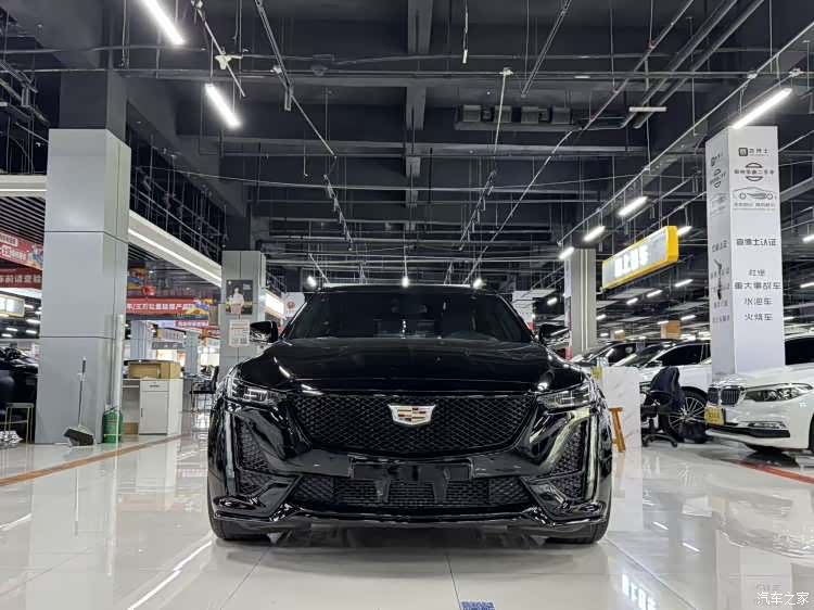 Cadillac CT5, 2023 2