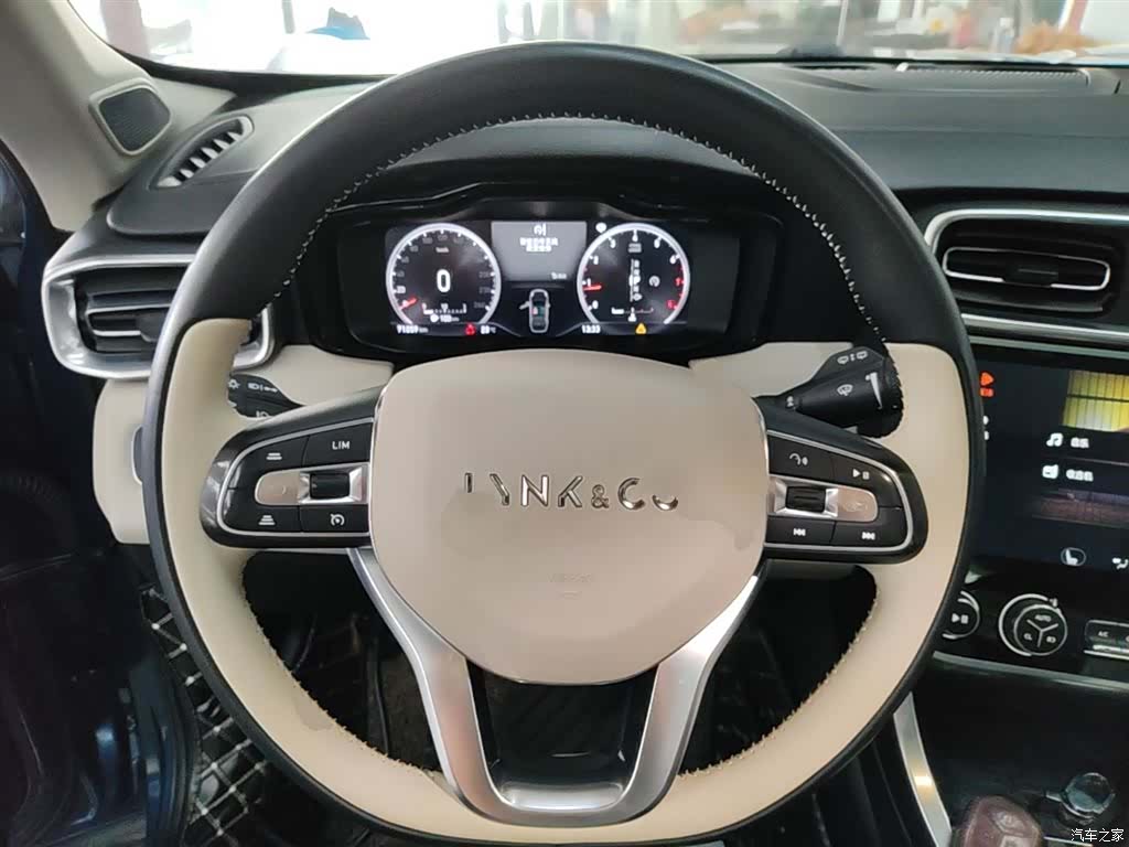 Lynk & Co 01, 2018 11