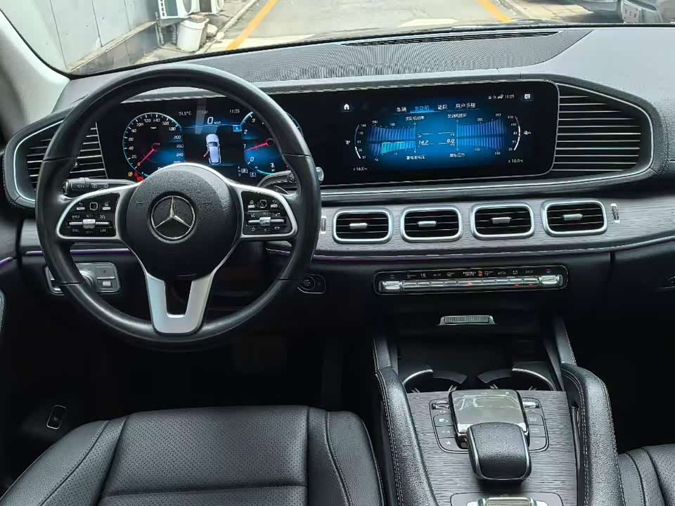 Mercedes-Benz GLE Mercedes-Benz GLE