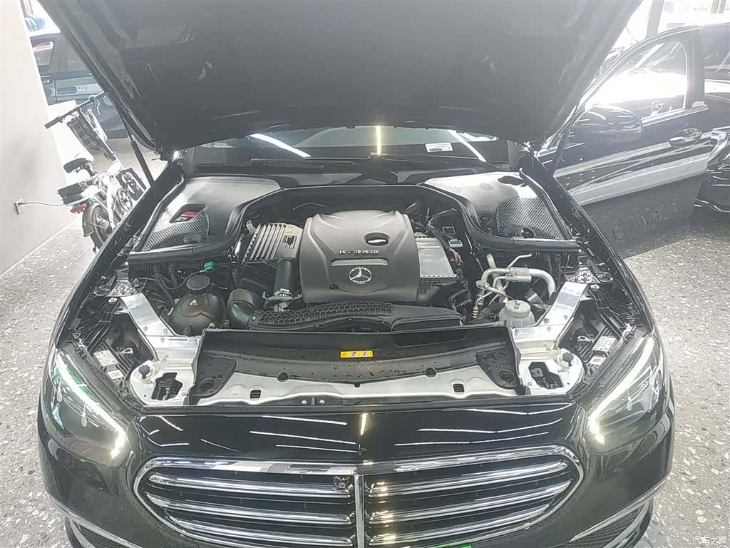 Mercedes-Benz E-Class, 2022 16