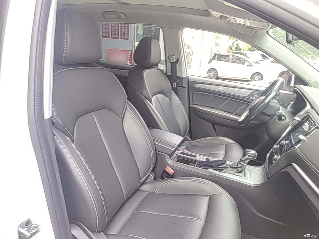 Roewe RX5, 2018 25