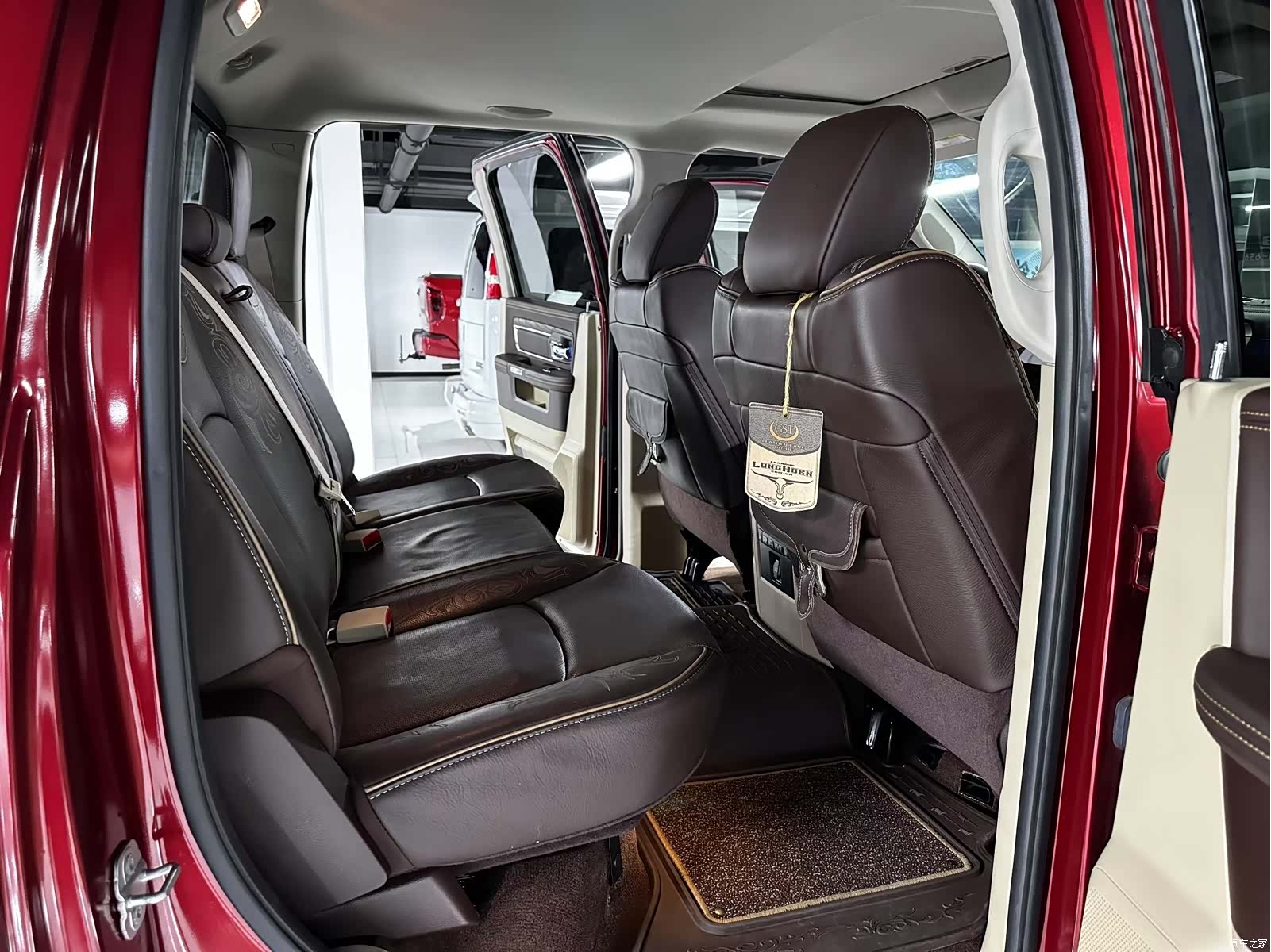 RAM Trucks, 2015 6