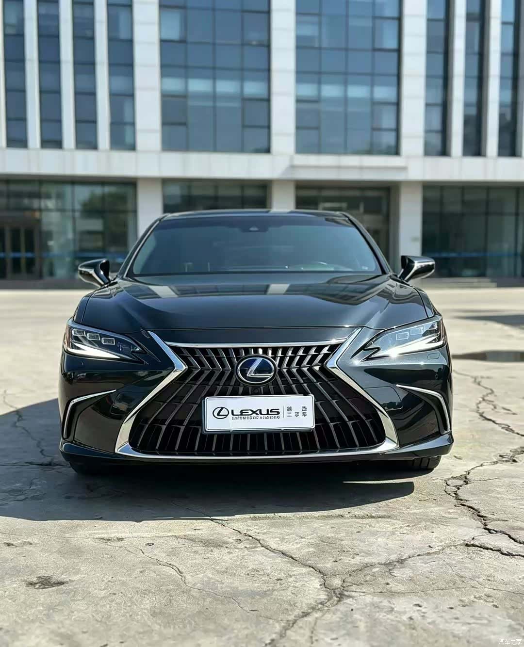 Lexus ES, 2021 2
