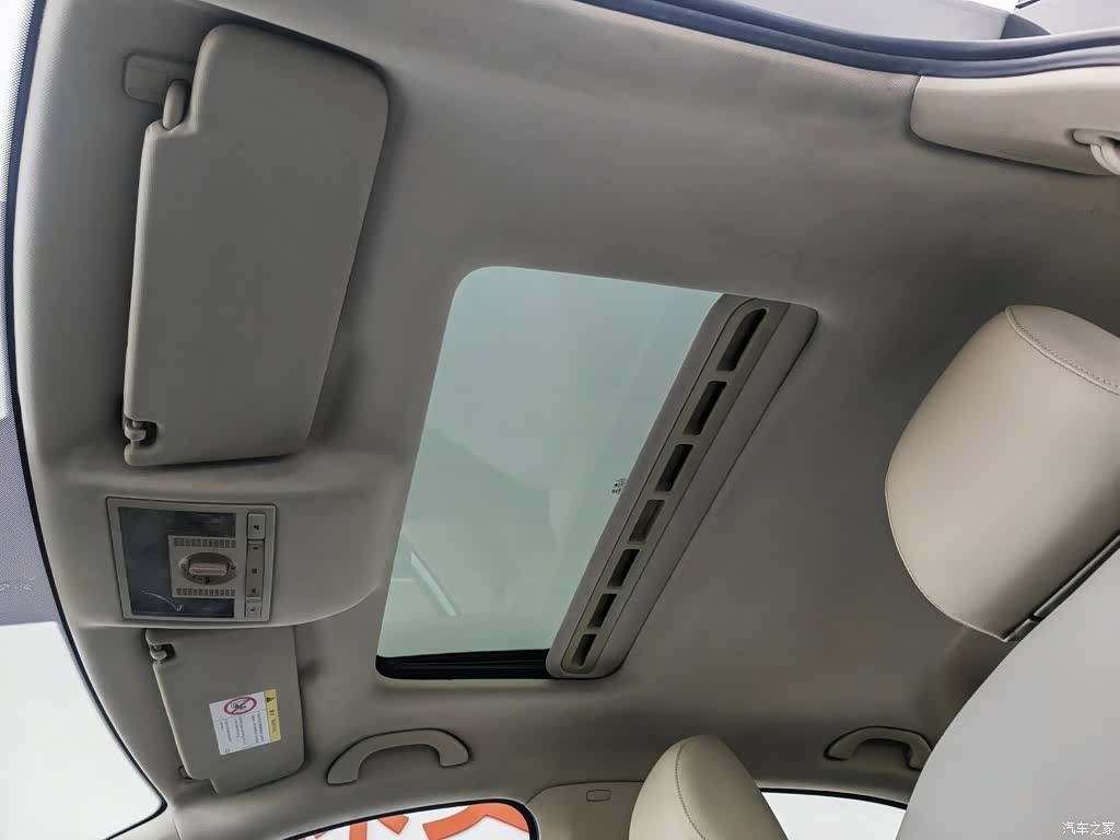 Skoda Rapid, 2015 14