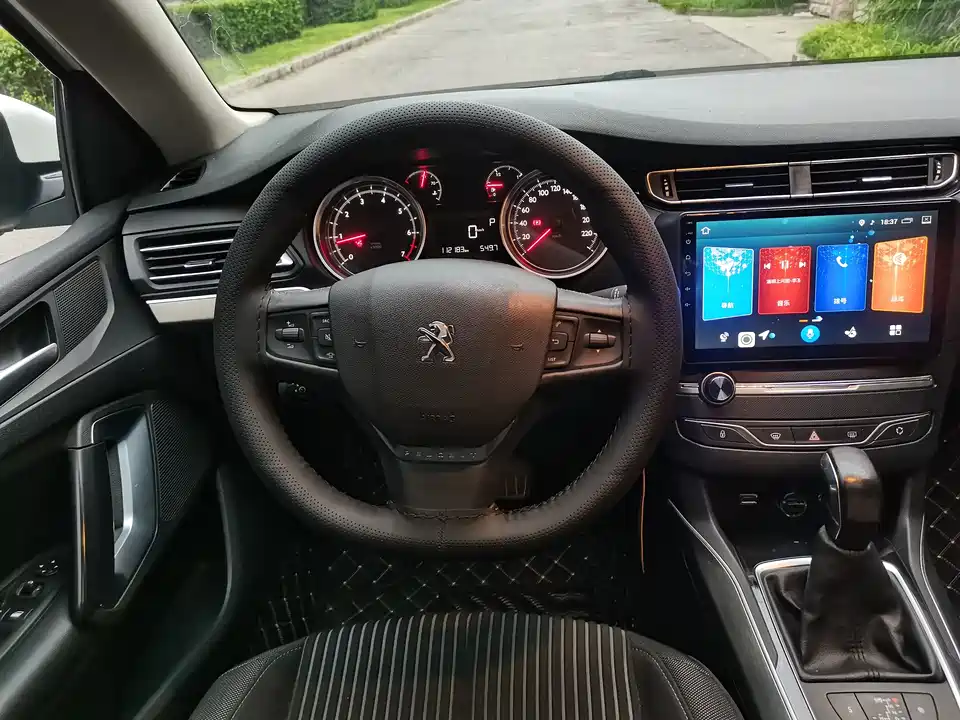 Peugeot 408 Peugeot 408