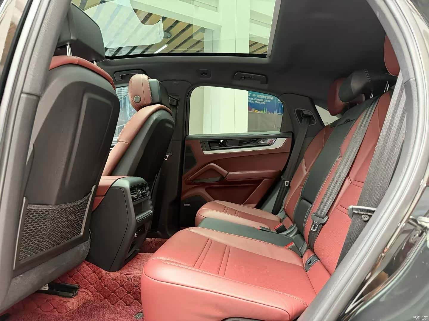 Porsche Cayenne, 2024 6
