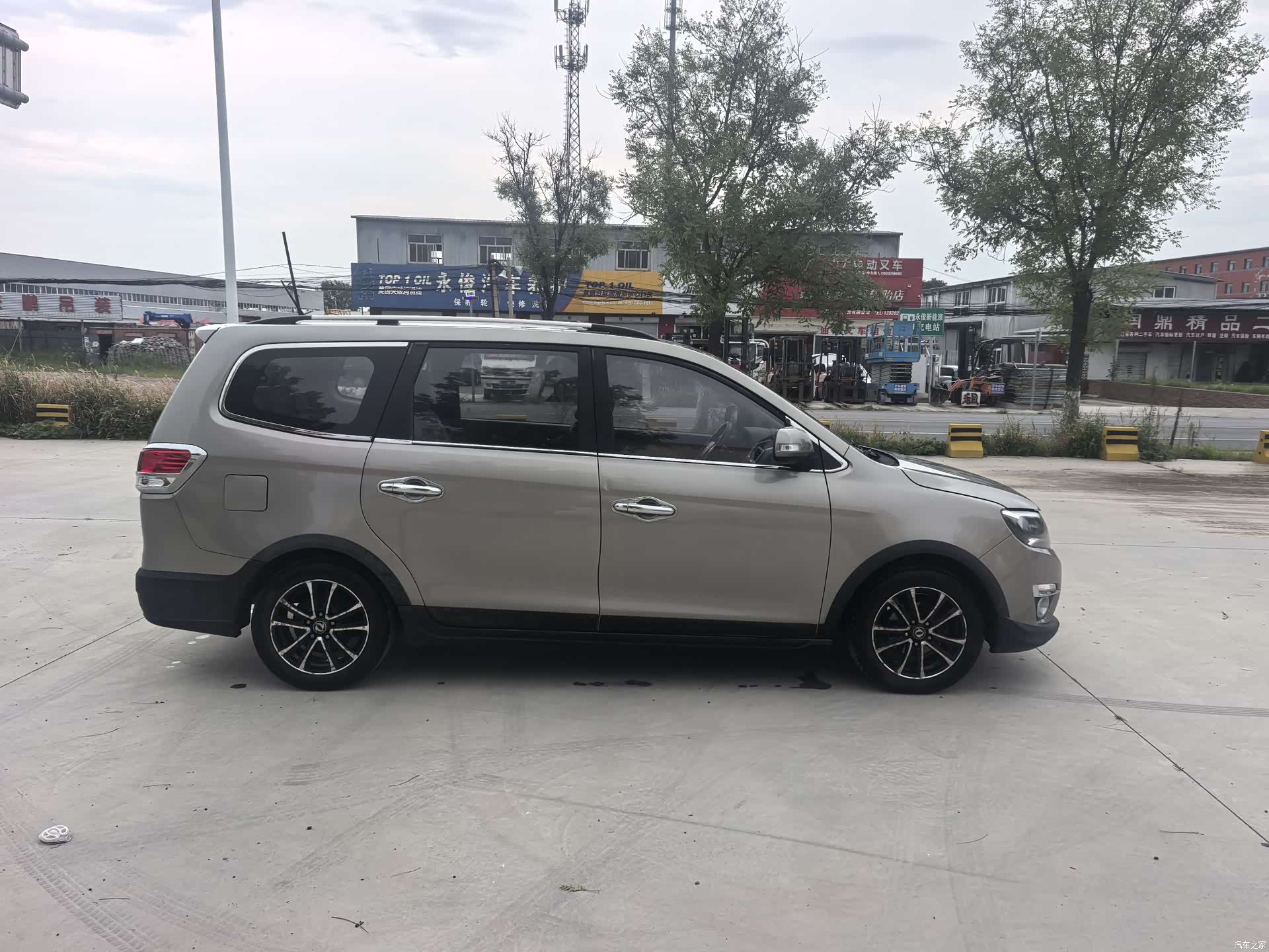 DongFeng S500, 2016 8