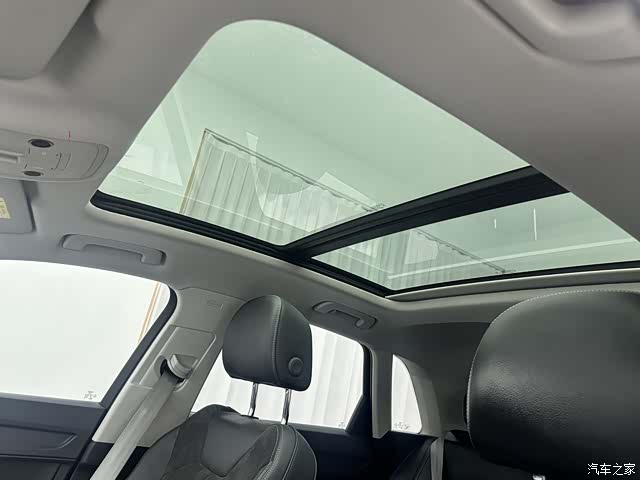 Audi Q3, 2021 11