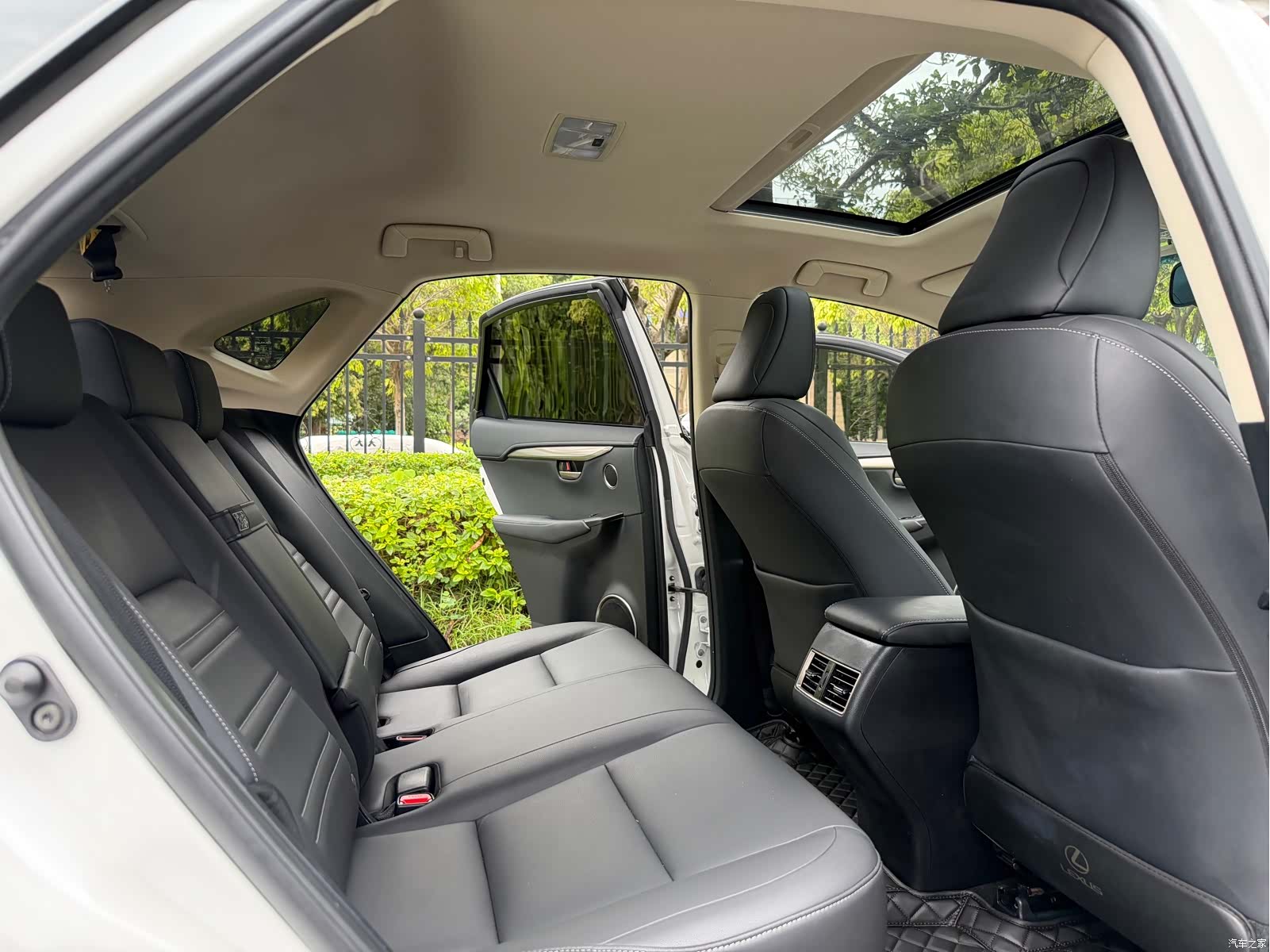 Lexus NX, 2015 8