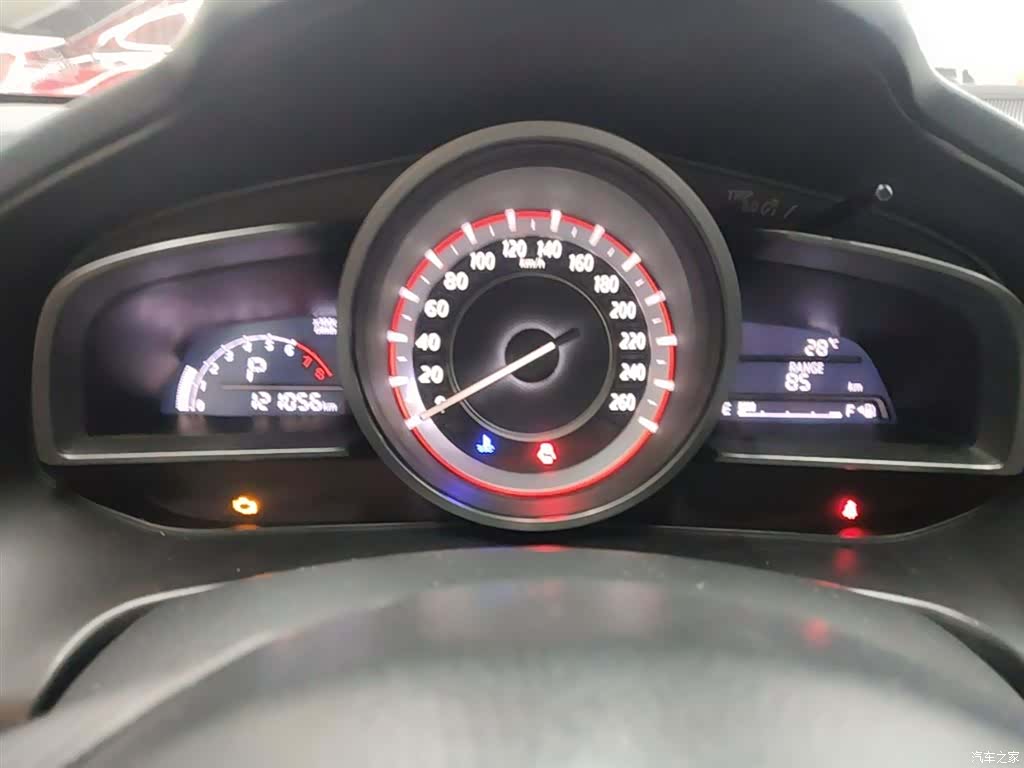 Mazda Mazda3, 2016 12