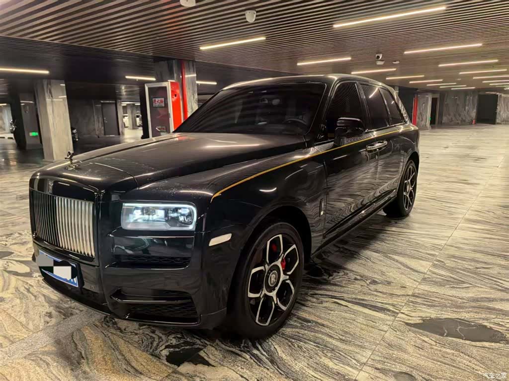 Rolls-Royce Cullinan, 2021 1