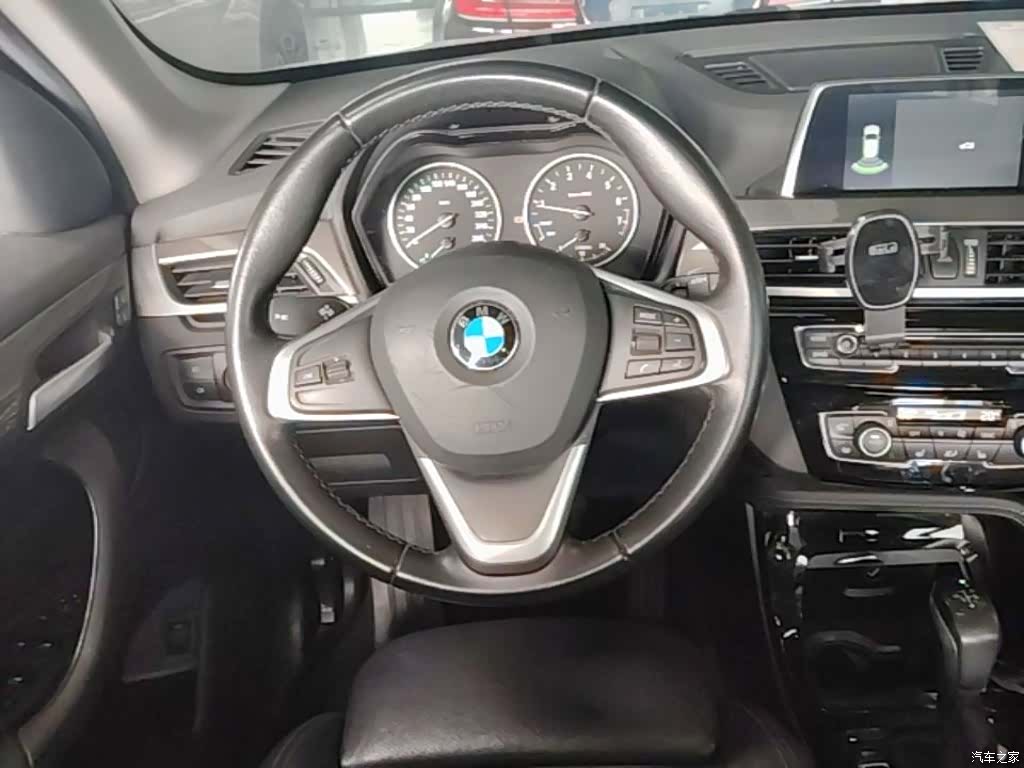 BMW X1, 2018 11