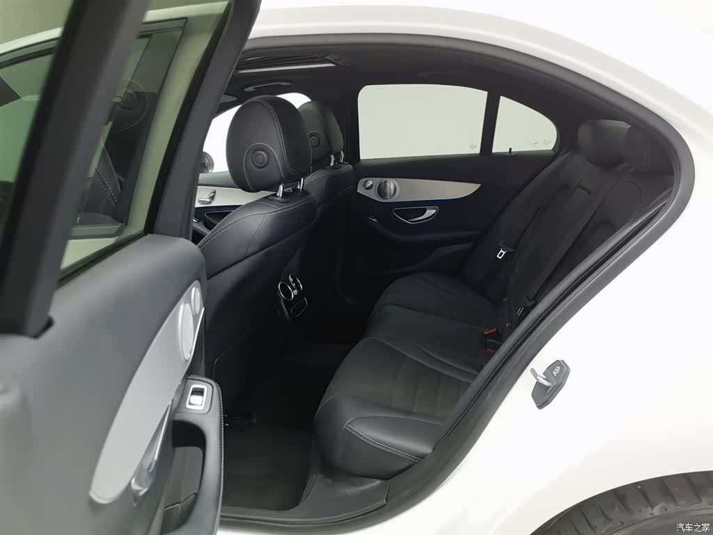Mercedes-Benz C-Class, 2021 15