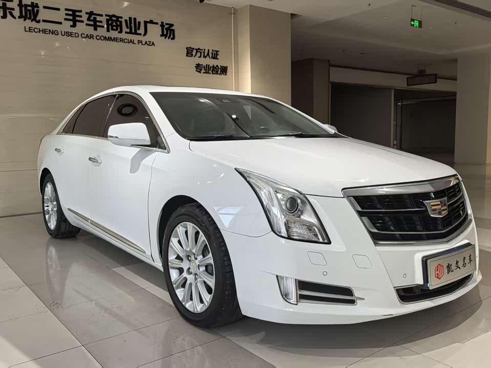 Cadillac XTS