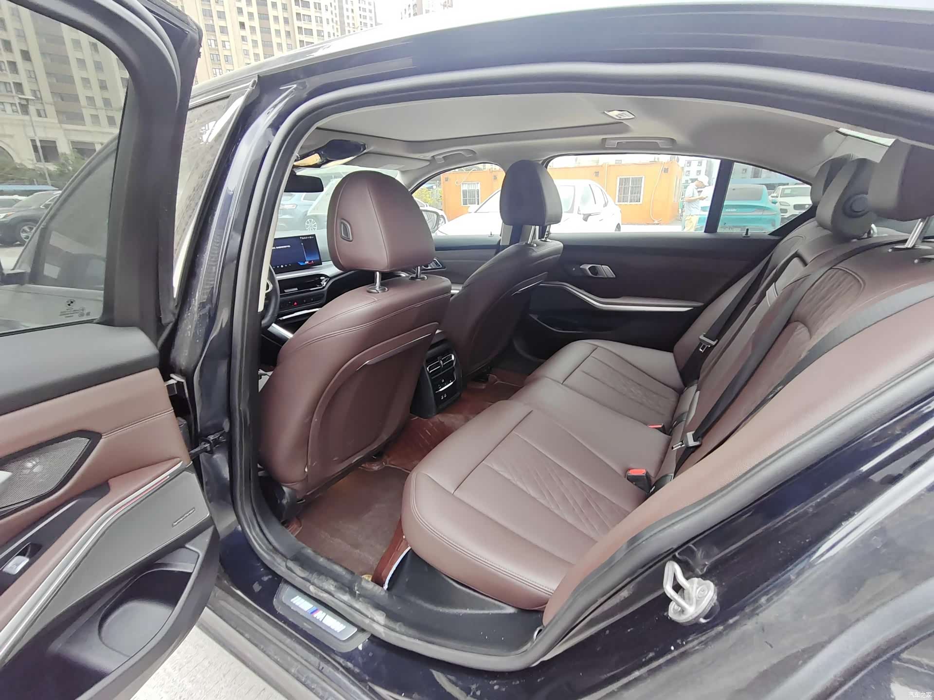 BMW 3 Series, 2025 все фото