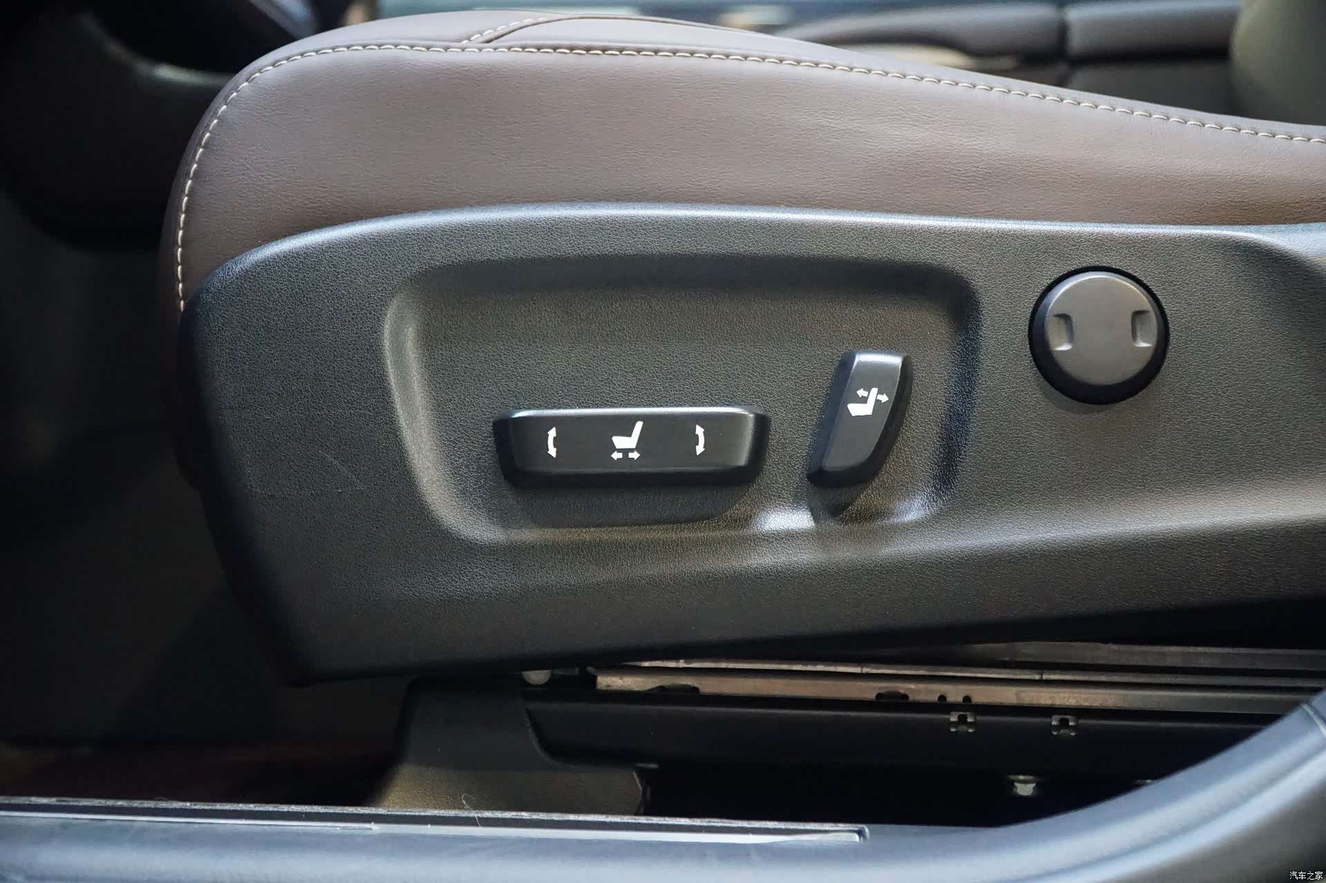 Lexus RX, 2022 10